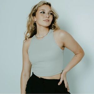 Klassy Network Crop Brami